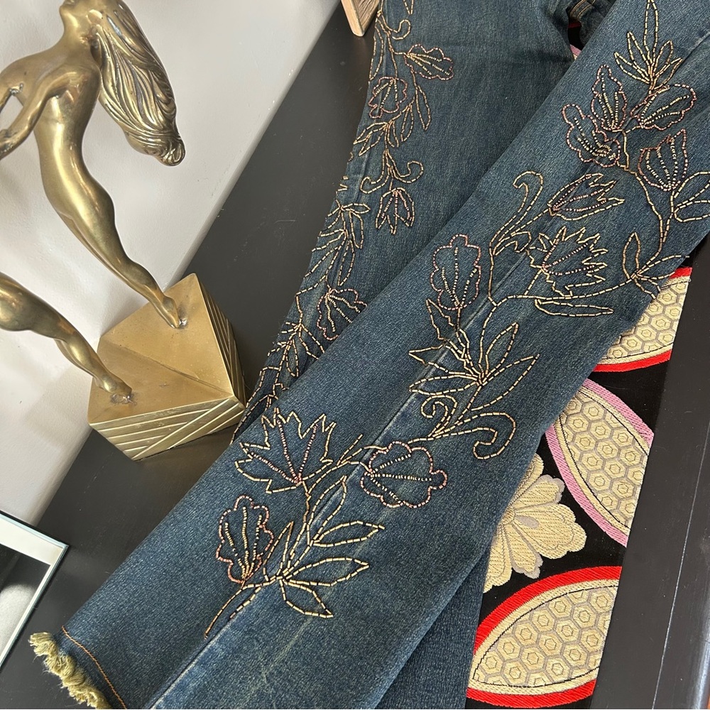 VTG 90’s Beaded Jeans - Picture 2 of 7
